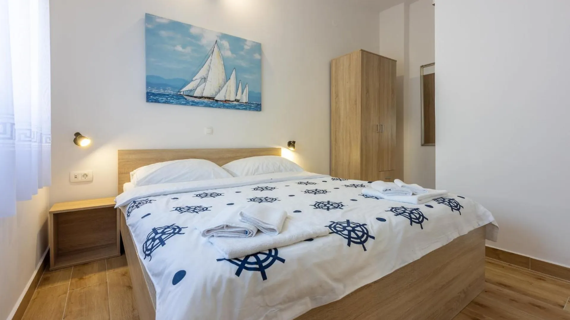 Hotel Tustonjic Novi Vinodolski 0*,